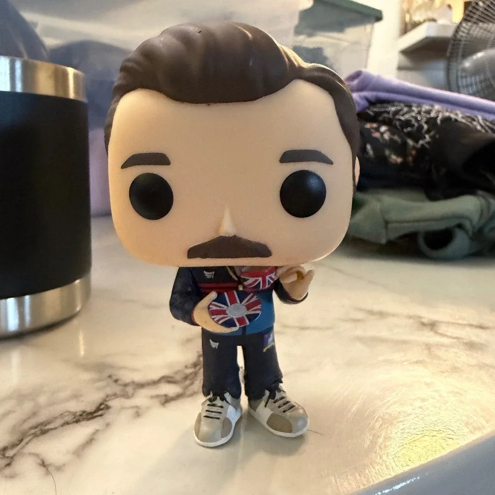 Funko Pop Ted Lasso with Tea Cup Vinyl Figure 1351 Apple TV‎ Series Collectible